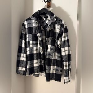 Men’s Large Checkered Flannel Shirt Jacket